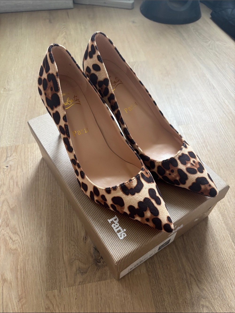 Christian Louboutin Leopard Print Pointed Toe Women's Pumps - Tan/Black